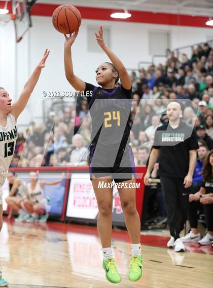 Thumbnail 2 in Dublin Coffman vs. Reynoldsburg (OHSAA D1 Regional Final) photogallery.