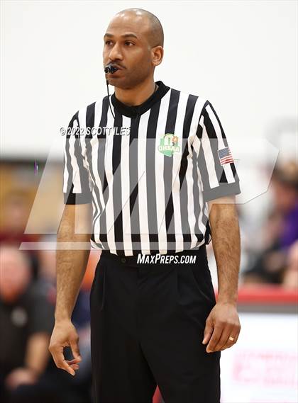 Thumbnail 1 in Dublin Coffman vs. Reynoldsburg (OHSAA D1 Regional Final) photogallery.