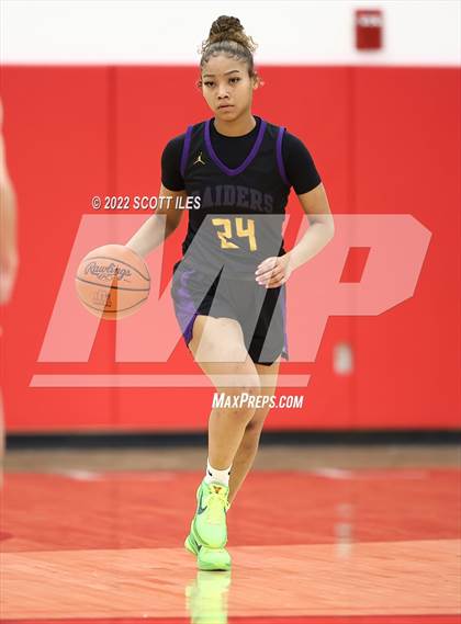 Thumbnail 1 in Dublin Coffman vs. Reynoldsburg (OHSAA D1 Regional Final) photogallery.