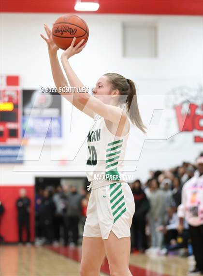 Thumbnail 1 in Dublin Coffman vs. Reynoldsburg (OHSAA D1 Regional Final) photogallery.