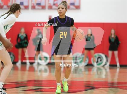 Thumbnail 3 in Dublin Coffman vs. Reynoldsburg (OHSAA D1 Regional Final) photogallery.