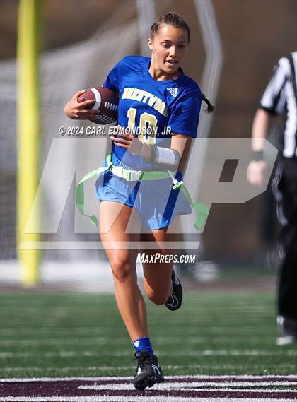 Thumbnail 3 in Brentwood vs Summit photogallery.