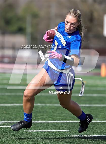 Thumbnail 1 in Brentwood vs Summit photogallery.
