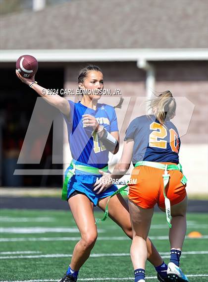 Thumbnail 1 in Brentwood vs Summit photogallery.