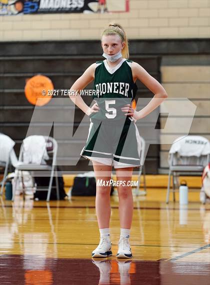 Thumbnail 1 in Pioneer @ Tonawanda photogallery.