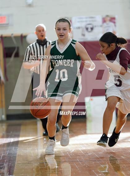 Thumbnail 2 in Pioneer @ Tonawanda photogallery.