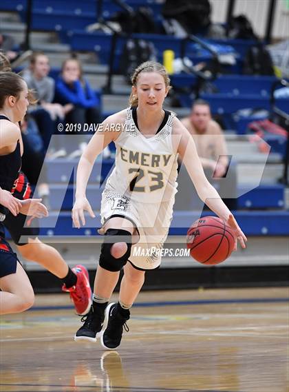 Thumbnail 2 in Emery vs. American Leadership Academy (UHSAA 3A Inter-Region) photogallery.