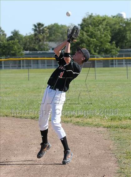 Thumbnail 1 in Dixon @ Foothill photogallery.