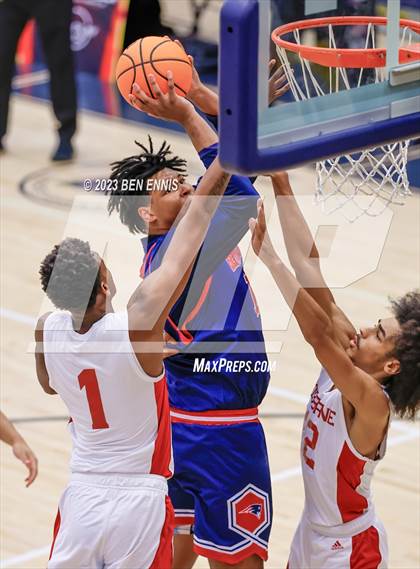 Thumbnail 3 in Berkmar vs. Osborne (Battle in The Peach) photogallery.