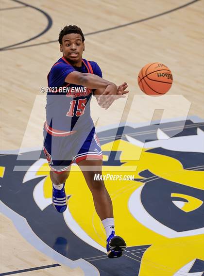 Thumbnail 3 in Berkmar vs. Osborne (Battle in The Peach) photogallery.