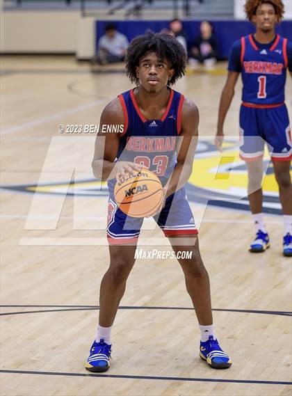 Thumbnail 2 in Berkmar vs. Osborne (Battle in The Peach) photogallery.