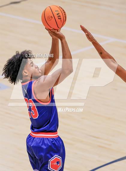 Thumbnail 1 in Berkmar vs. Osborne (Battle in The Peach) photogallery.