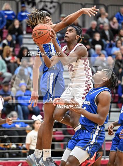 Thumbnail 2 in Hooks @ Liberty-Eylau photogallery.