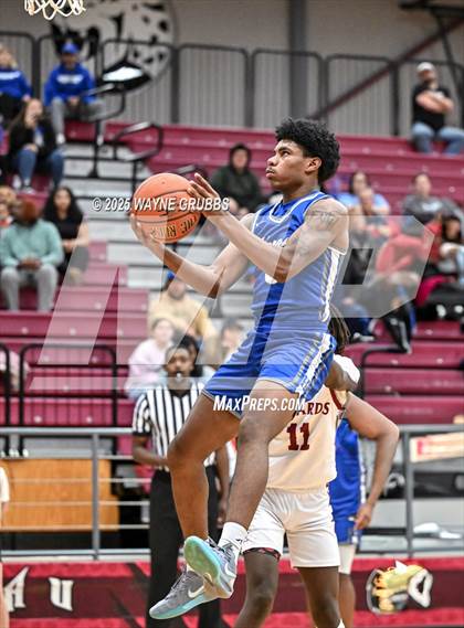 Thumbnail 2 in Hooks @ Liberty-Eylau photogallery.