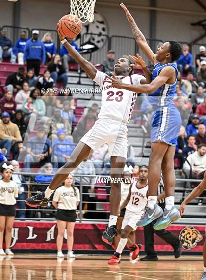 Thumbnail 3 in Hooks @ Liberty-Eylau photogallery.
