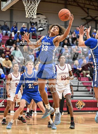 Thumbnail 2 in Hooks @ Liberty-Eylau photogallery.