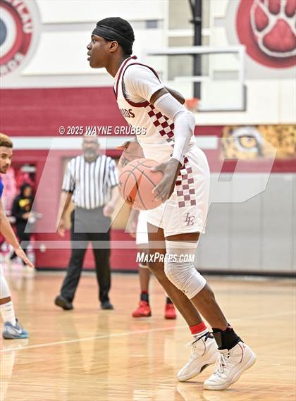 Thumbnail 2 in Hooks @ Liberty-Eylau photogallery.