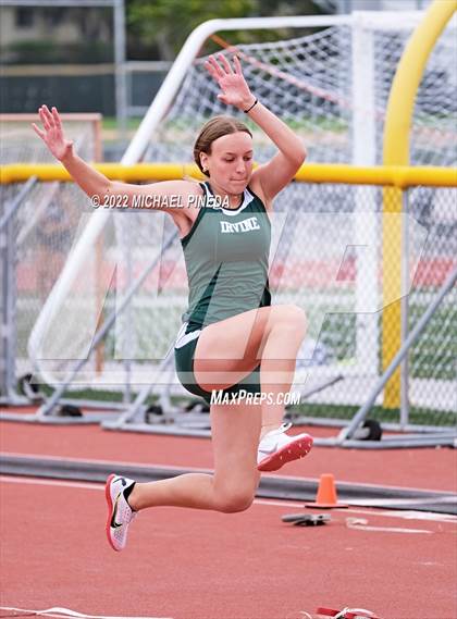 Thumbnail 2 in Irvine vs. Northwood vs. University (Tri Meet) photogallery.