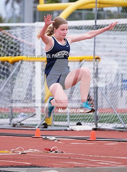Thumbnail 2 in Irvine vs. Northwood vs. University (Tri Meet) photogallery.