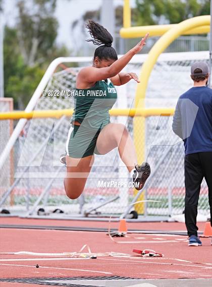 Thumbnail 1 in Irvine vs. Northwood vs. University (Tri Meet) photogallery.