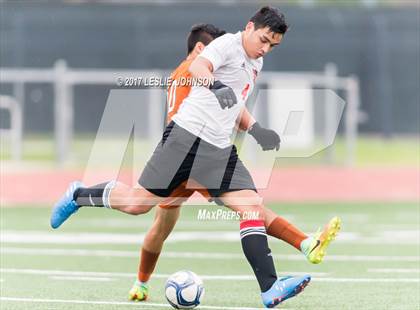 Thumbnail 2 in Dobie vs. MacArthur photogallery.