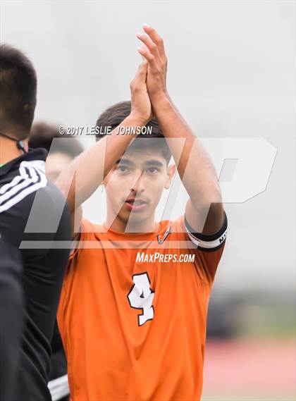 Thumbnail 2 in Dobie vs. MacArthur photogallery.