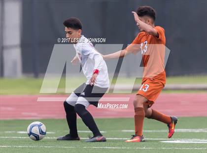 Thumbnail 3 in Dobie vs. MacArthur photogallery.