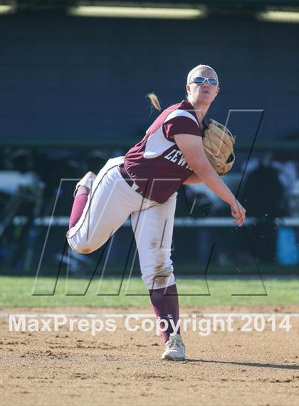 Thumbnail 1 in Lewisville @ Flower Mound photogallery.