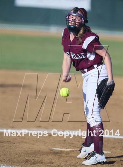 Thumbnail 1 in Lewisville @ Flower Mound photogallery.