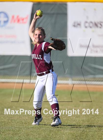 Thumbnail 2 in Lewisville @ Flower Mound photogallery.