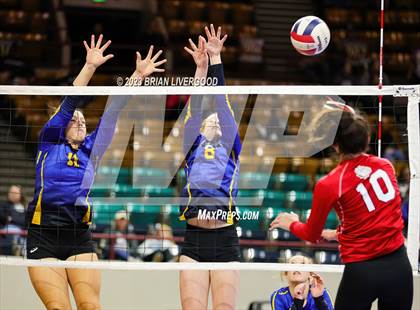 Thumbnail 2 in Haxtun vs. Simla (CHSAA 1A Round 3) photogallery.