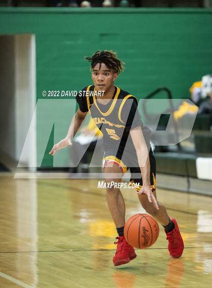 Thumbnail 1 in Beachwood vs Canton Central Catholic (OHSAA D3 Sectional Playoff) photogallery.
