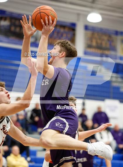 Thumbnail 1 in Elder vs Ryle photogallery.
