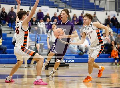 Thumbnail 2 in Elder vs Ryle photogallery.