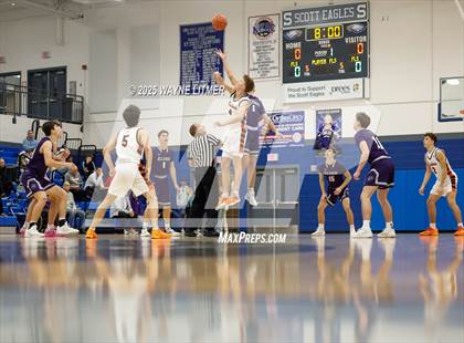 Thumbnail 1 in Elder vs Ryle photogallery.
