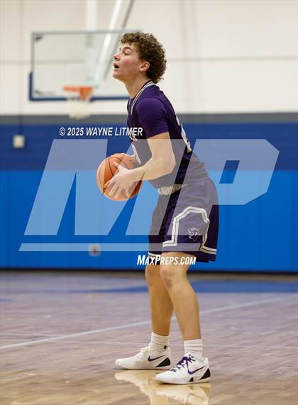 Thumbnail 1 in Elder vs Ryle photogallery.