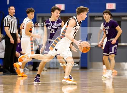 Thumbnail 3 in Elder vs Ryle photogallery.