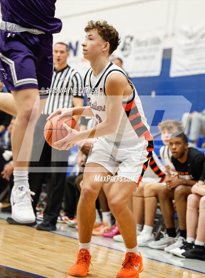 Thumbnail 1 in Elder vs Ryle photogallery.