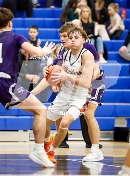 Thumbnail 1 in Elder vs Ryle photogallery.