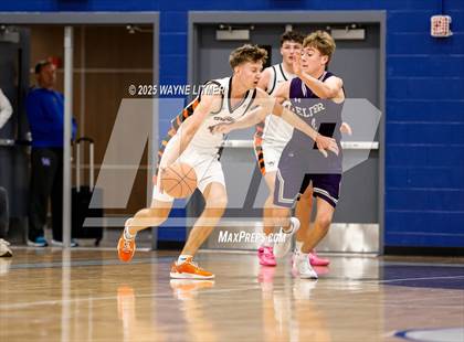 Thumbnail 3 in Elder vs Ryle photogallery.