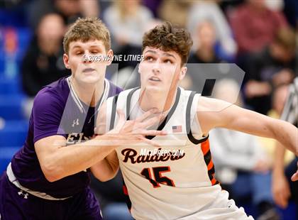 Thumbnail 1 in Elder vs Ryle photogallery.