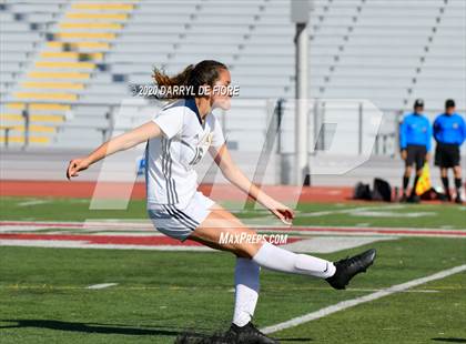Thumbnail 2 in Menlo School vs. Burlingame (CIF CCS D3 Final) photogallery.