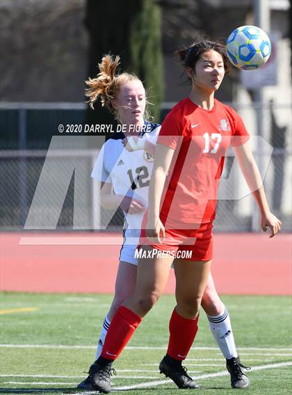 Thumbnail 2 in Menlo School vs. Burlingame (CIF CCS D3 Final) photogallery.