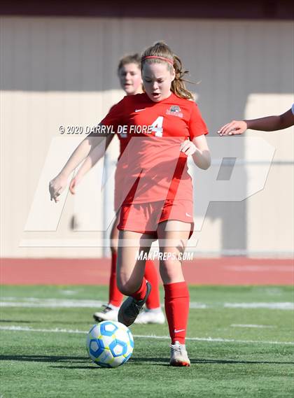 Thumbnail 3 in Menlo School vs. Burlingame (CIF CCS D3 Final) photogallery.