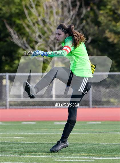 Thumbnail 2 in Menlo School vs. Burlingame (CIF CCS D3 Final) photogallery.