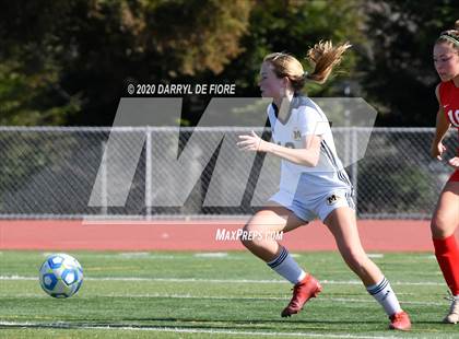 Thumbnail 2 in Menlo School vs. Burlingame (CIF CCS D3 Final) photogallery.