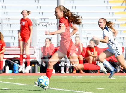 Thumbnail 3 in Menlo School vs. Burlingame (CIF CCS D3 Final) photogallery.