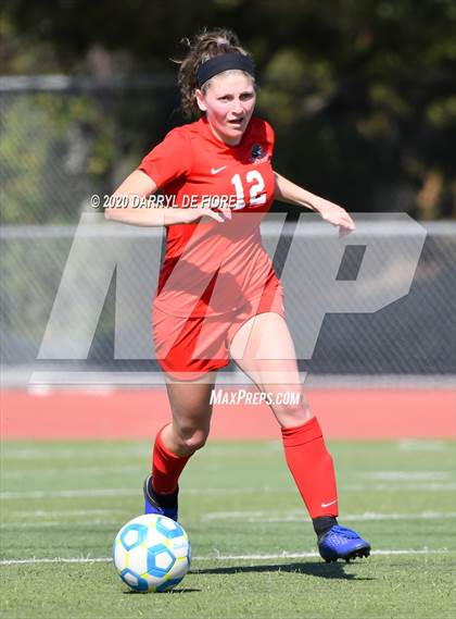 Thumbnail 2 in Menlo School vs. Burlingame (CIF CCS D3 Final) photogallery.