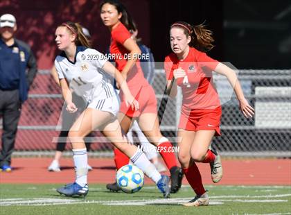 Thumbnail 3 in Menlo School vs. Burlingame (CIF CCS D3 Final) photogallery.