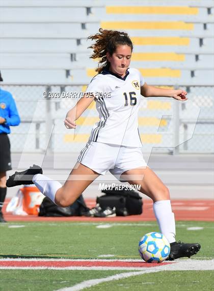 Thumbnail 2 in Menlo School vs. Burlingame (CIF CCS D3 Final) photogallery.